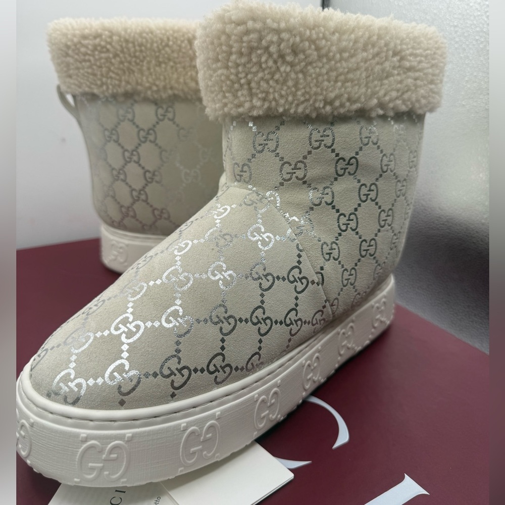 Gucci off white with silver Shearling Logo Boots